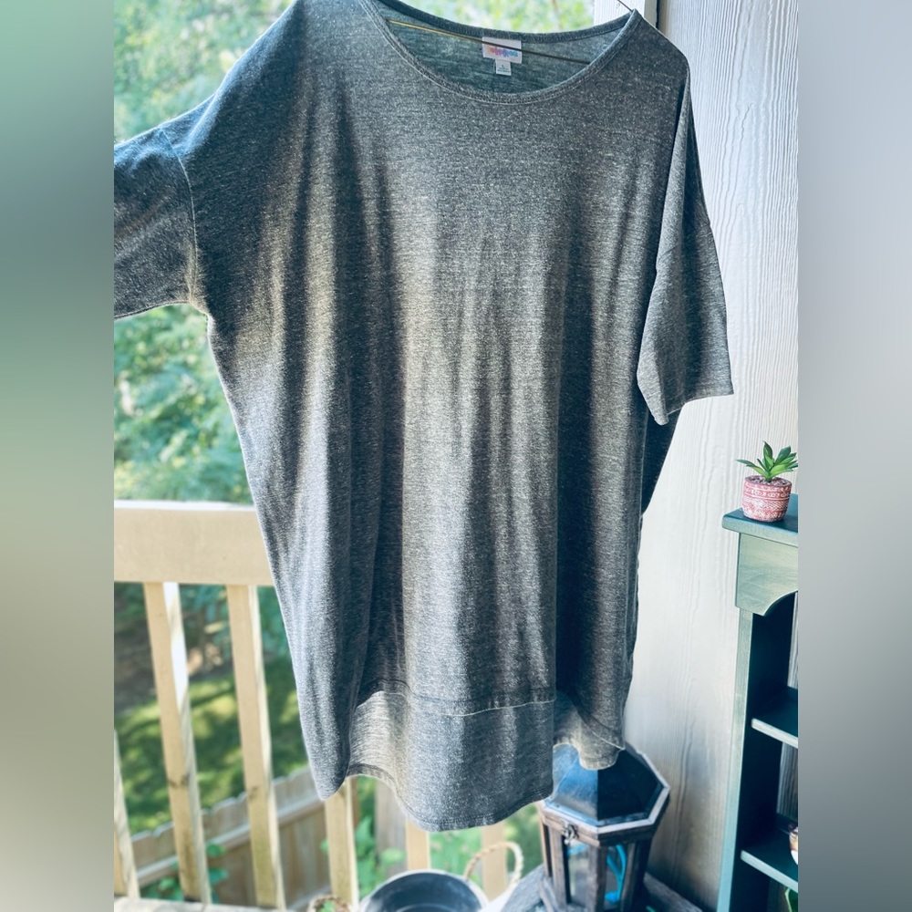 Lularoa cozy tee